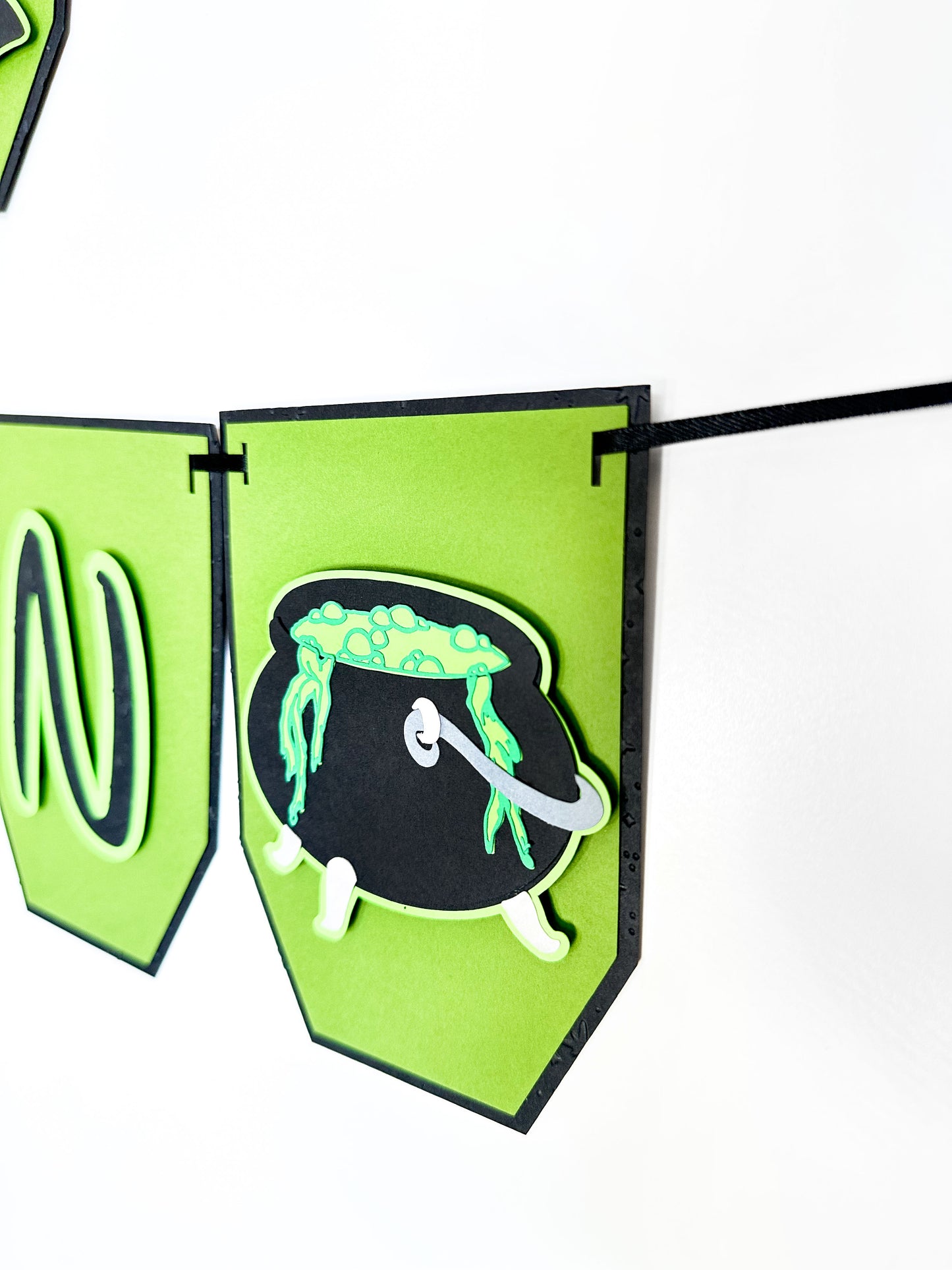 Green Witch Halloween Banner | Witch Garland | Halloween Decoration | Happy Halloween Banner